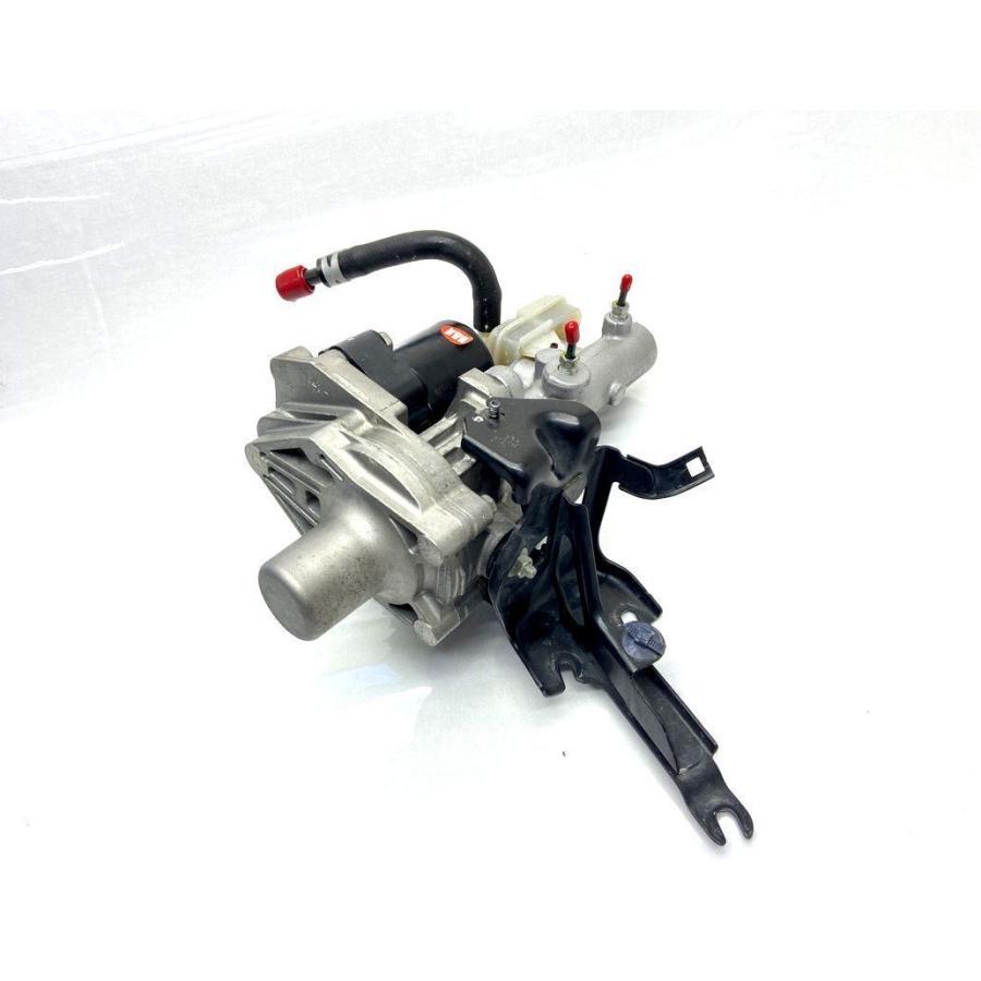 ホンダ　フィットハイブリッド　GP5 ブレーキマスターシリンダー ホンダ フィットハイブリッド GP5 ブレーキマスターシリンダー