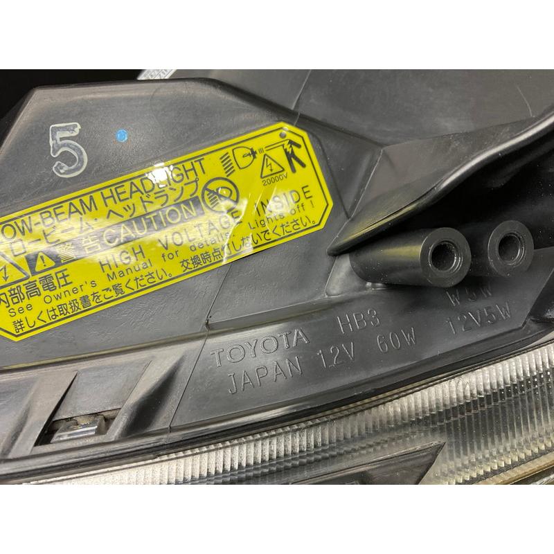 TY147 20 ヴェルファイア 2.4Z プラチナS 4WD 純正 左ヘッド TY147 20 ヴェルファイア 2.4Z プラチナS 4WD 純正 左ヘッド