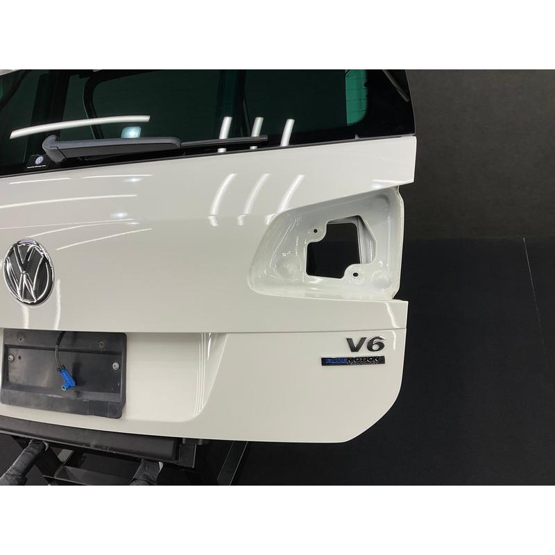 VW052 7P トゥアレグ AWD V6 リアゲート バックドア ◇LR9A カンパ