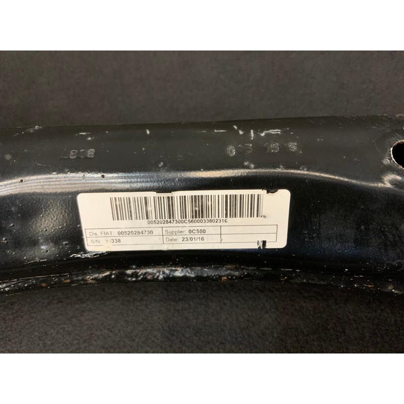 FA006 334 FIAT 500X クロスプラス 4WD リア デフ サスペンション