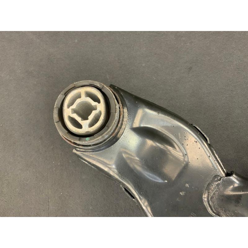 FA006 334 FIAT 500X クロスプラス 4WD リア デフ サスペンション
