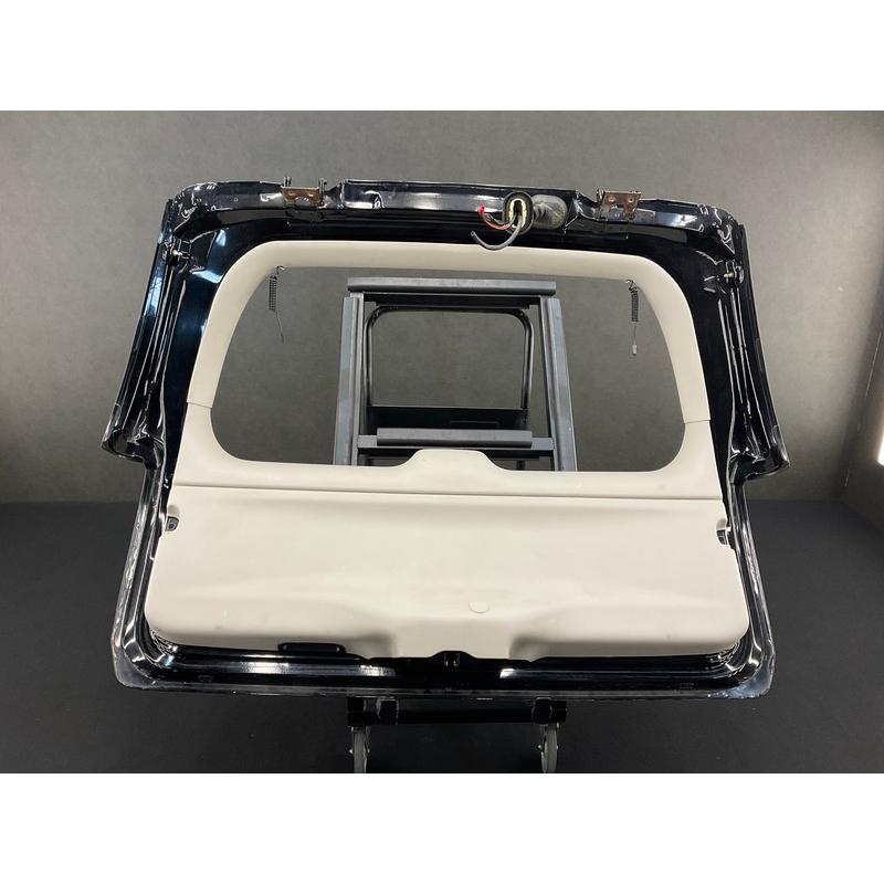 GM001 T360 シボレー トレイルブレイザー LT リアゲート バックドア