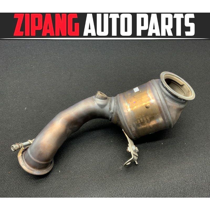 MB199 W212 E250 AV AMGスポーツ 後期 純正 触媒 キャタライザー