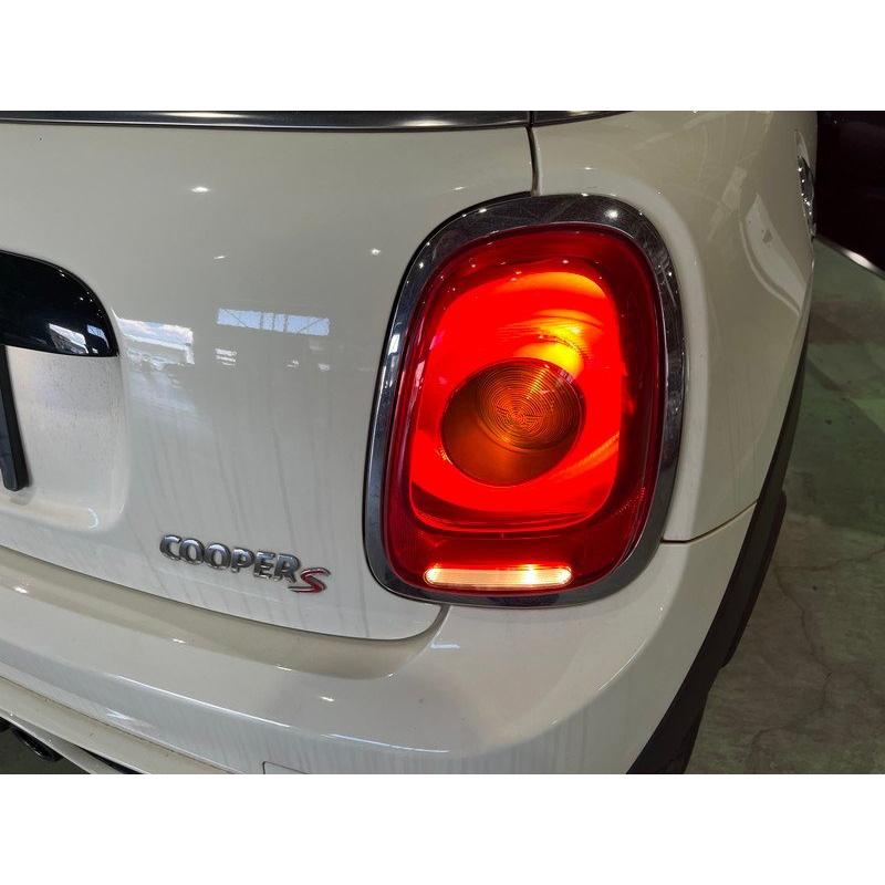 MN059 F56 XM20 ミニ クーパーS 純正 右テールランプ ◇7297414-12