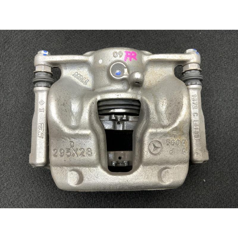 MB016 117 CLA180 AMGライン 右フロント ブレーキ キャリパー ◇TRW