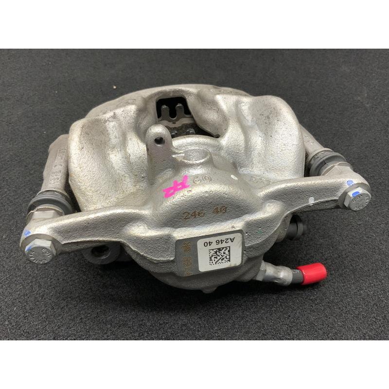 MB016 117 CLA180 AMGライン 右フロント ブレーキ キャリパー ◇TRW