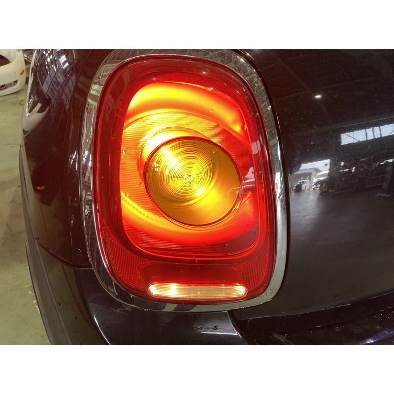 BMW[MINI テールランプ 左側 赤 7297413-13 xm20 BMW[MINI