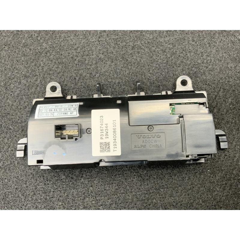 VL037 ZB V60 クロスカントリー T5 4WD リア エアコン スイッチ