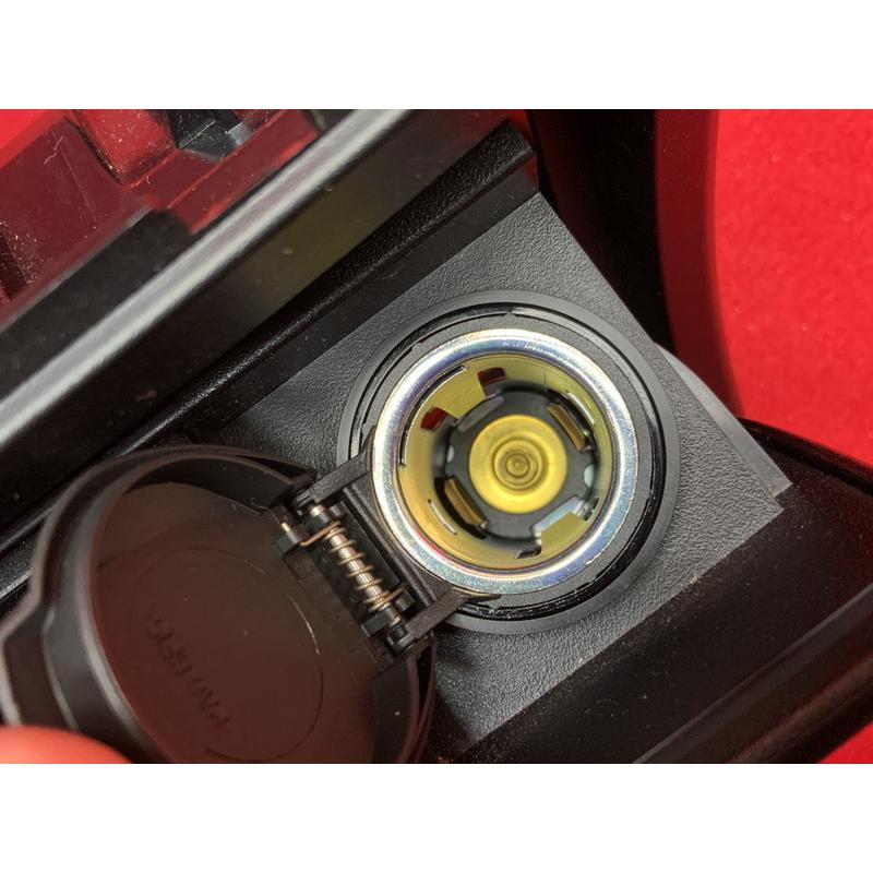 MB051 W212 E250T AMGスポーツ センターコンソール後側 灰皿 