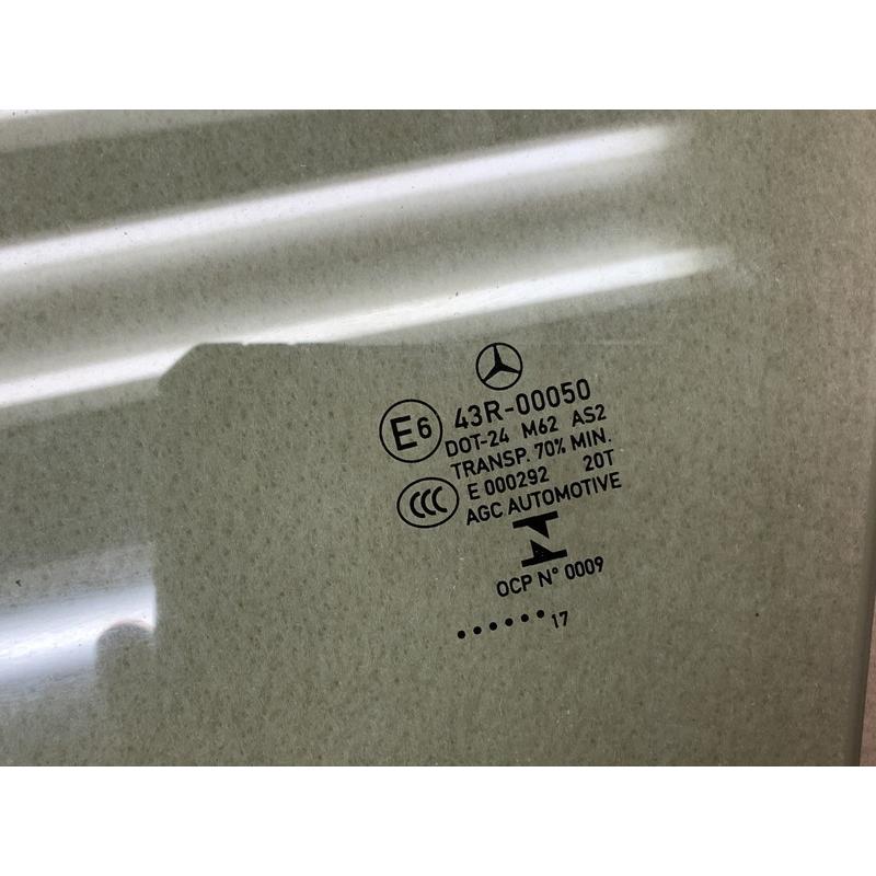 MB050 W213 E220D AV スポーツ 左フロント ドア ガラス/AGC AUTOMOTIVE