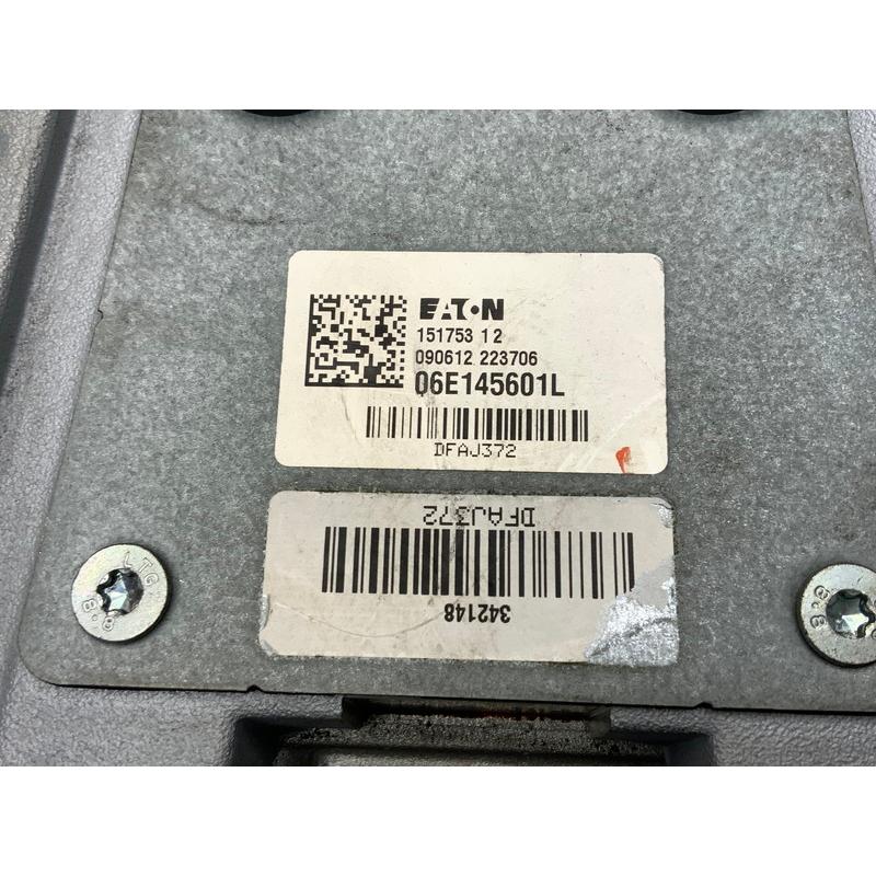 PR008 92A ポルシェ カイエン S ハイブリッド CGE-EACA スーパー