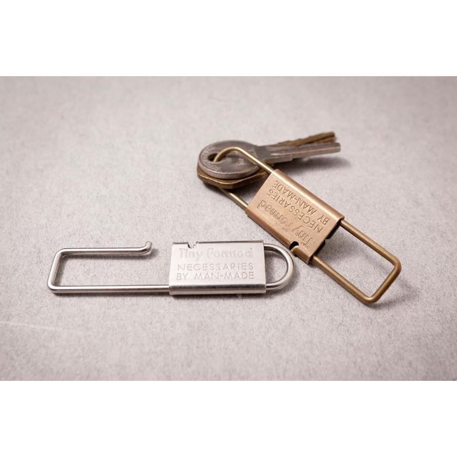 Tiny Formed タイニーフォームド 真鍮 メタル シャックル Tiny metal key shackle ベルトに付けられるキーホルダー｜zipper-muffin