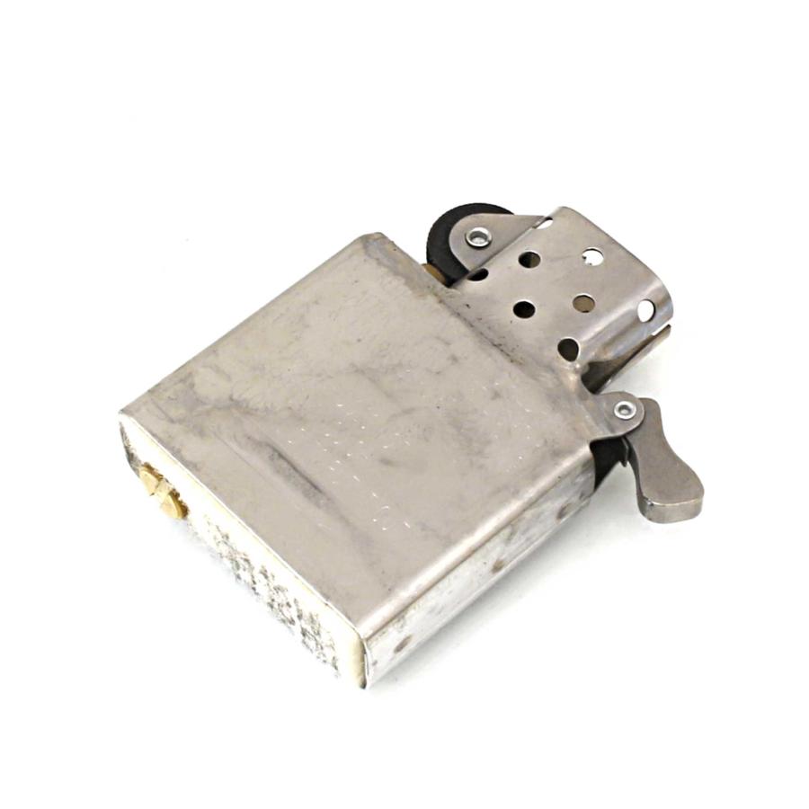 絶版 Zippo 2000年製造 限定 クレストデザイン 純銀メタル付き 絶版 Zippo 2000年製造 限定 クレストデザイン 純銀メタル付き