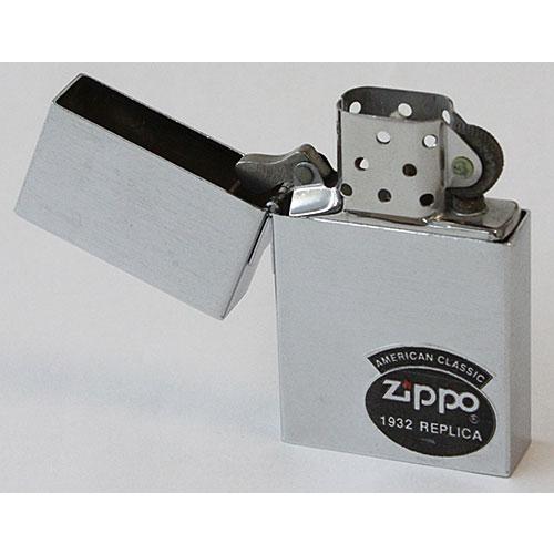 ZIPPO 1932年ファースト・レプリカ1992年発売 A.サラ品箱つき ZIPPO 1932年ファースト・レプリカ1992年発売 A.サラ品箱つき