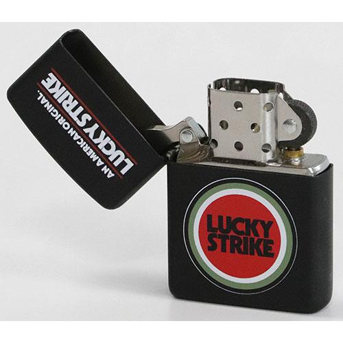 ZIPPO 「ラッキーストライク」ジッポー M.くろ塗赤丸柄1996年製 ZIPPO 「ラッキーストライク」ジッポー M.くろ塗赤丸柄1996年製