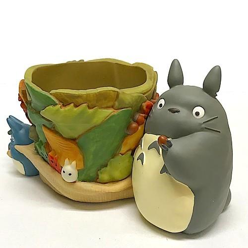 となりのトトロ 葉っぱあつめ ジブリプランターカバー となりのトトロ プランターカバー トトロと森のネコバス | どんぐり