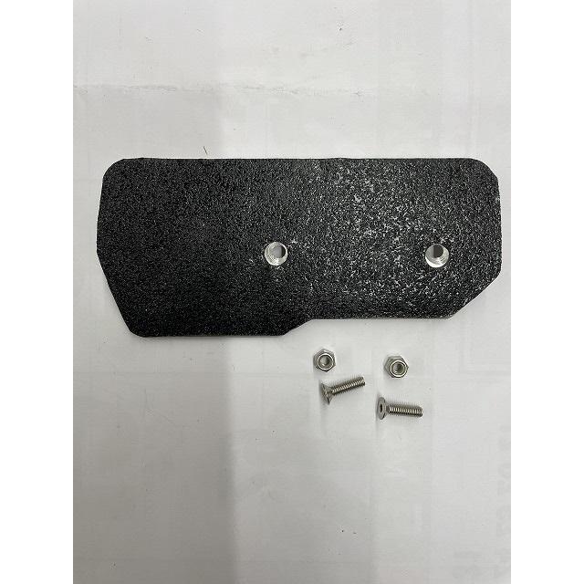 スズキJB64W／74W（ジムニー／ジムニーシエラ）2018年7月以降オートマチック車用ペダルカバーセットTypeSS |  | 06