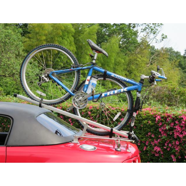 ユーノスマツダNANBNCNDロードスター用ロードスターサイクルキャリア装着キット(ZOOMズームエンジニアリング製トランクキャリア用) |  | 03