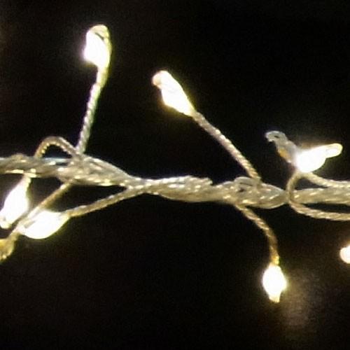 イルミネーション LED 室内)フラッシュジュエリークラスター　300cm　シルバーコード/電球色球　自動点滅(CL21P11) |  | 01