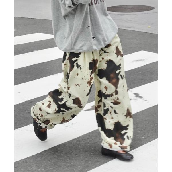 ワイドパンツ スウェットパンツ ジャージ COWモチーフラフパンツ レディース