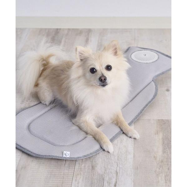 ペットキャリー 「暑さ対策」空調クールマット ファン冷却 日本製 保冷ジェル付き「敷くだけエアコン」 の商品画像