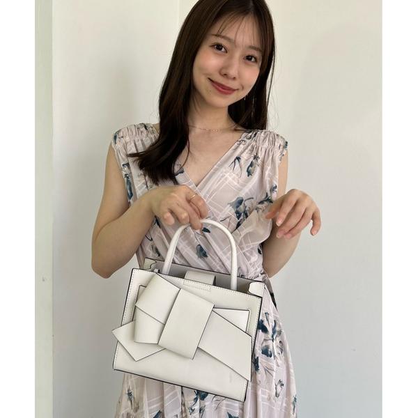 ショルダーバッグ バッグ 「ルエル」リボンミドルバッグ レディース の商品画像