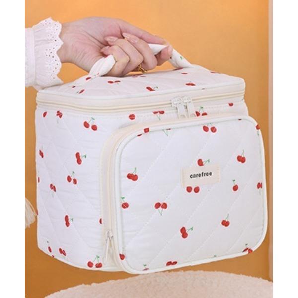 ポーチ アニマル柄大容量コスメ収納ポーチ レディース