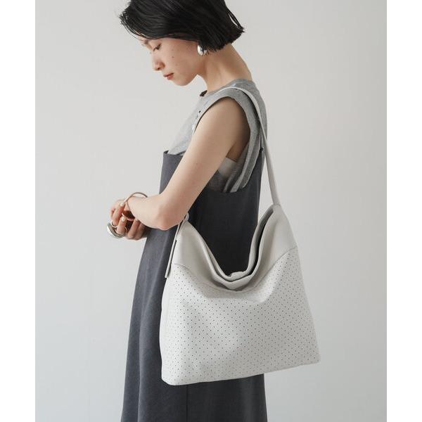 ショルダーバッグ バッグ レザーパンチングワンショルダーバッグ レディース の商品画像