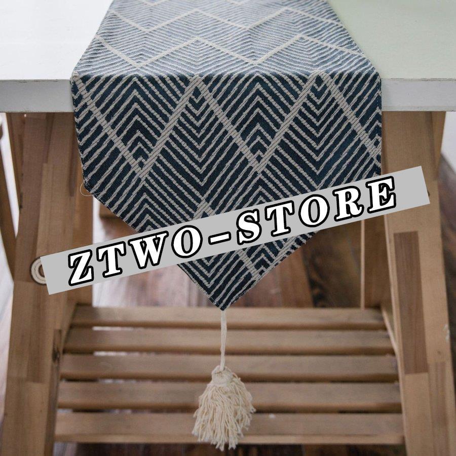 エトロペイズリー柄のテーブルランナー エトロペイズリー柄のテーブルランナー