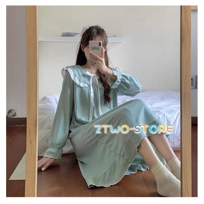 アラジン　脱衣所暖房機　ADH-G1201 アラジン初、脱衣所用の暖房機。人を検知して0.2秒で発熱