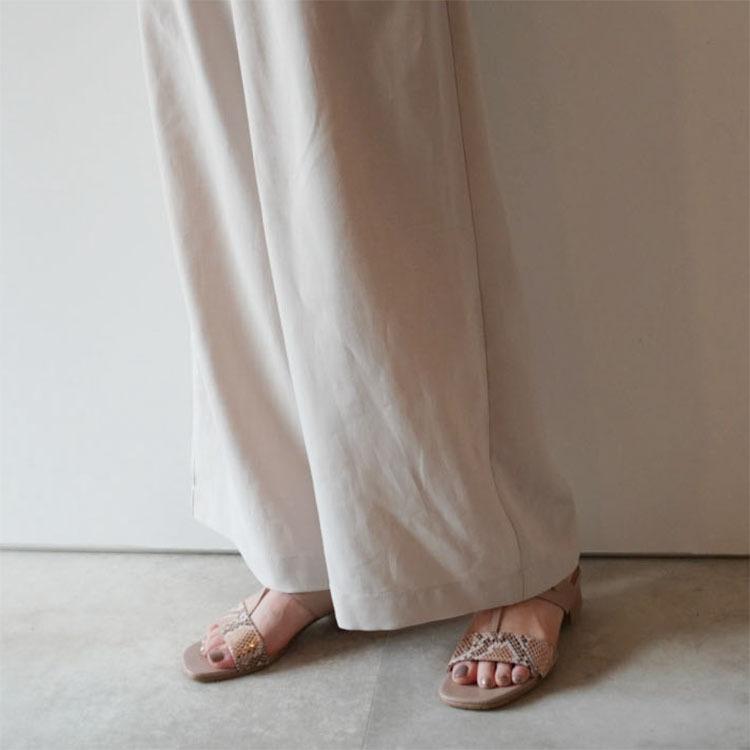 ローヒールサンダル バックストラップ ピンクベージュ コーラル