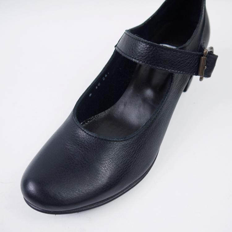 ブラックストラップヒールシューズ ストラップシューズ 黒・ブラック・レッドブラウン パンプス