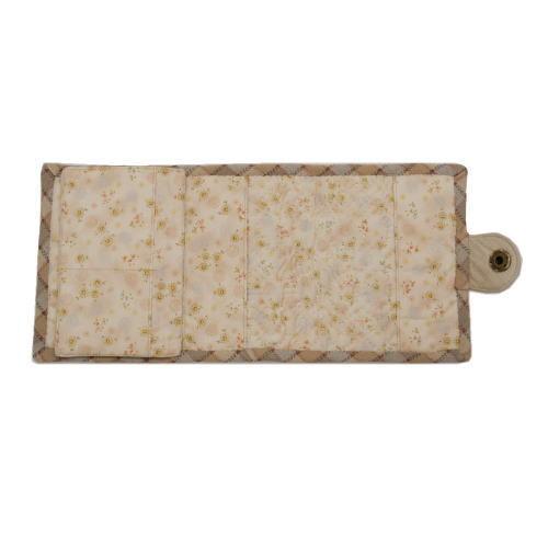 パッチワークキット　810　三つ折りタイプのお薬＆マルチ手帳ケース（ハニコム） |  | 01