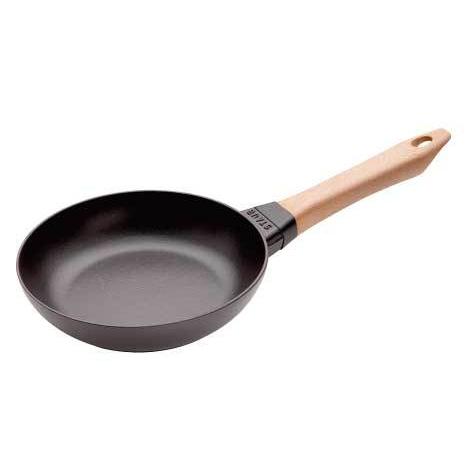 Staub（ストウブ） ウッドハンドル フライパン 20cm | : ZWILLING