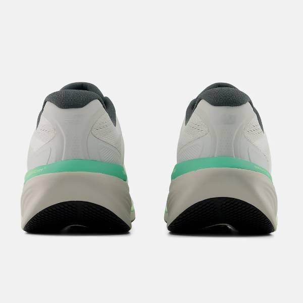 New Balance（ニューバランス） ランニングシューズ メンズ Fresh Foam