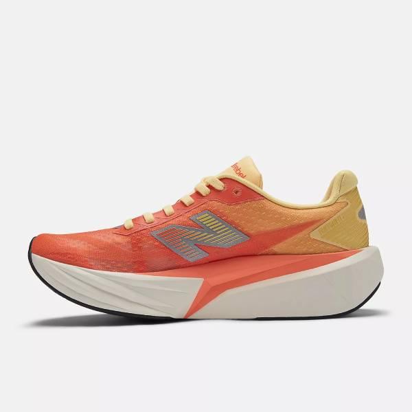 New Balance（ニューバランス） ランニングシューズ レディース