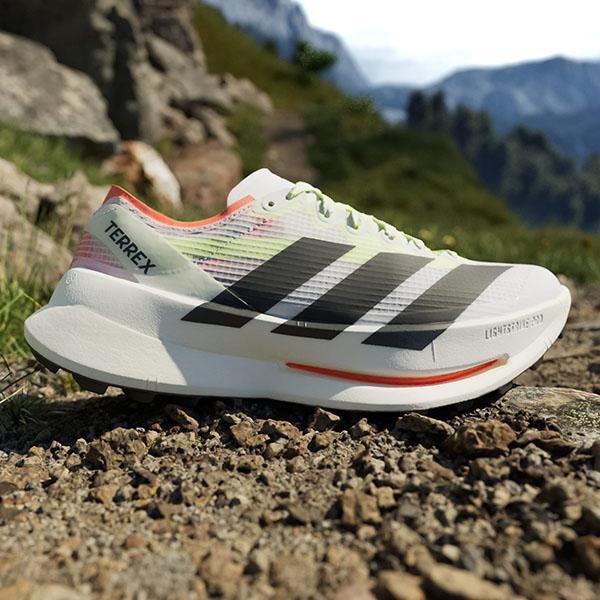 最終値下げ✨アディダス トレイルランニングシューズ 25.0 新品　25年冬購入 adidas（アディダス） メンズ トレイル ランニング シューズ