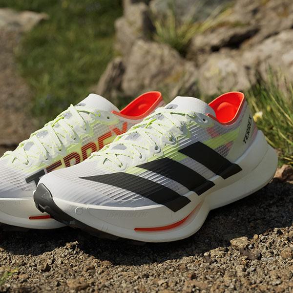 最終値下げ✨アディダス トレイルランニングシューズ 25.0 新品　25年冬購入 adidas（アディダス） メンズ トレイル ランニング シューズ
