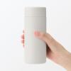 「無印良品 真空断熱構造 保温保冷ボトル フラットタイプ ３５０ｍＬ グレーベージュ 良品計画」の商品サムネイル画像4枚目