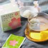 「スイートサクラティー 緑茶 1箱（8バッグ入） 桜花、桜葉入り緑茶 個包装 ティーバッグ」の商品サムネイル画像3枚目