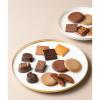 「〈GODIVA〉チョコレート＆クッキーアソートメント チョコレート8/クッキー4 1箱 三越伊勢丹 紙袋付  ギフト　洋菓子」の商品サムネイル画像3枚目