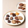 「〈GODIVA〉チョコレート＆クッキーアソートメント チョコレート13クッキー8 1箱 三越伊勢丹 紙袋付  ギフト　洋菓子」の商品サムネイル画像3枚目