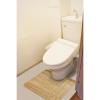 「【アウトレット】明和グラビア 吸着トイレマット SETM-4070 60cmX60cm 1個　お手入れ簡単　置くだけ　抗菌機能」の商品サムネイル画像2枚目