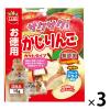 「サクサク！ かじりんご 小動物用 カットタイプ お徳用 15g 3袋 マルカン」の商品サムネイル画像1枚目