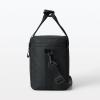 「無印良品 保冷バッグ M 黒 約22×20×15cm 良品計画」の商品サムネイル画像3枚目