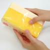 「キッチンスポンジ 毎日とりかえクリーナー クエン酸+泡タイプ 水アカに 使い捨て イエロー 1パック（30個入）東和産業」の商品サムネイル画像3枚目