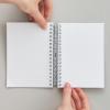「リヒトラブ ヒラクノ(hirakuno) ツイストノート（リングノート） A6 5mm方眼 ホワイト(白) N1671-0」の商品サムネイル画像3枚目