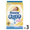 「ウェットティッシュ ノンアルコール ムーニー 手口ふき 携帯用 3パック（30枚×6個入） ユニ・チャーム」の商品サムネイル画像1枚目