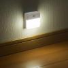 「オーム電機 LEDナイトライトBLA6JSQーW 06-4109 1個」の商品サムネイル画像3枚目