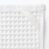 「無印良品 ワッフルハンドタオルループ付き（新） ３４×３５ｃｍ オフ白 1セット（1枚×2） 良品計画」の商品サムネイル画像3枚目